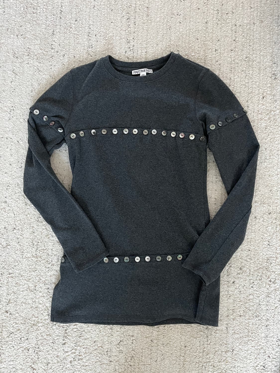 파르티멘토우먼 버튼업 트랜스폼 롱슬리브티 상품이미지4