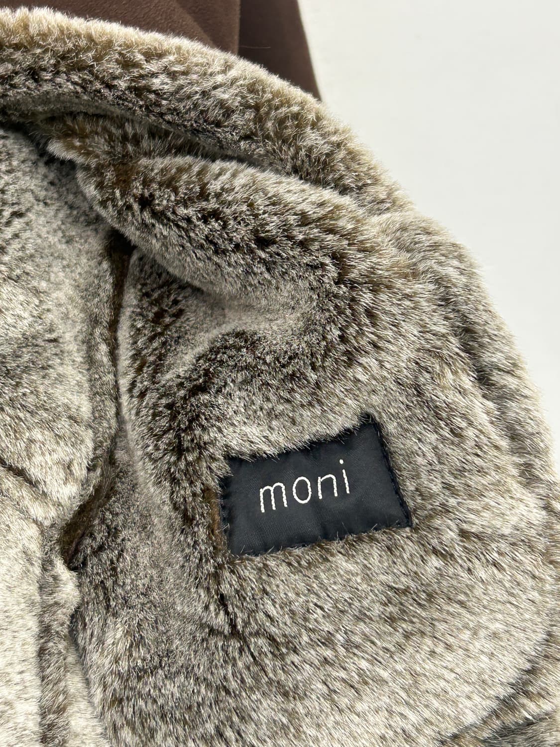 MONI 브라운 스웨이드 무스탕 코트 상품이미지5