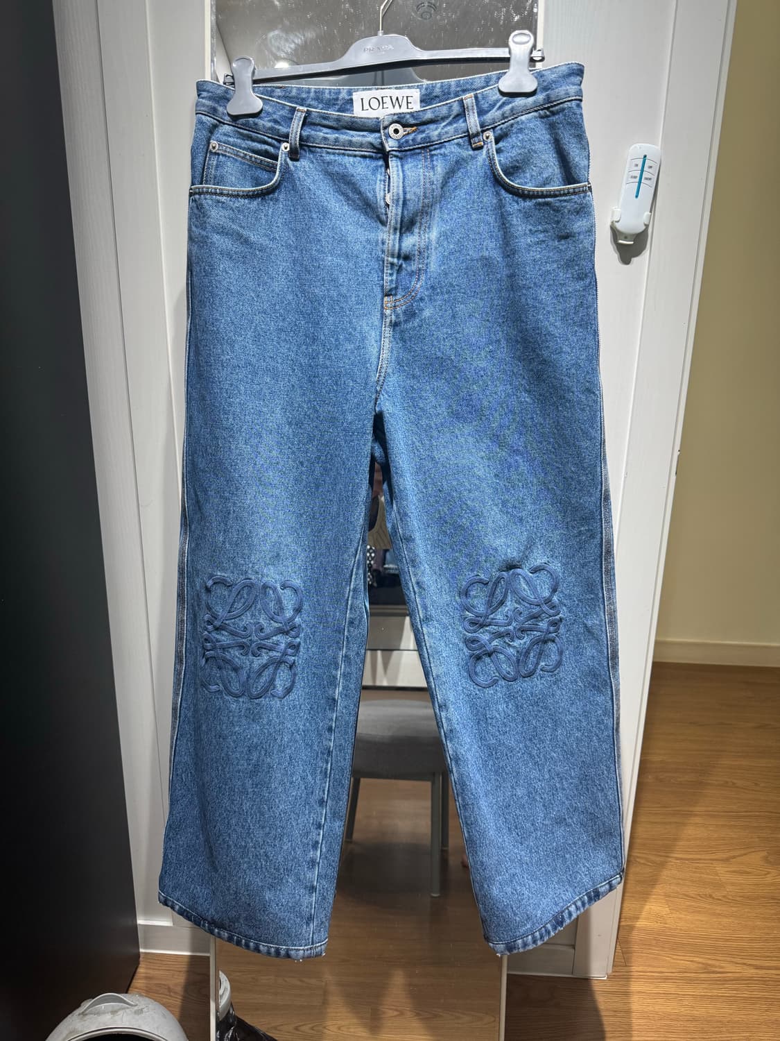 로에베 아나그램 데님팬츠 상품이미지1
