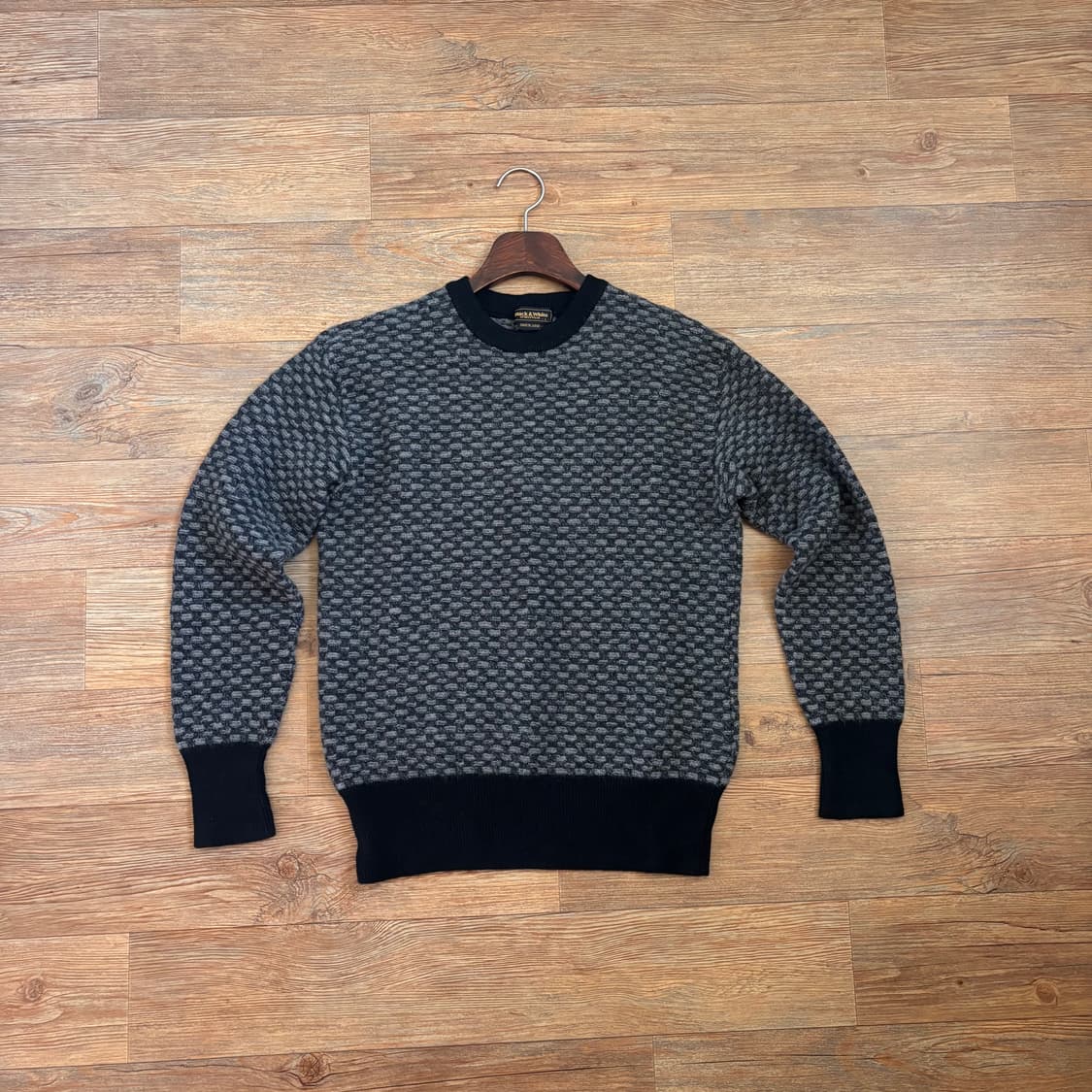 블랙앤화이트 골프 울니트 66 77 일본 수입 정품 촘촘한 조직감 상품이미지1