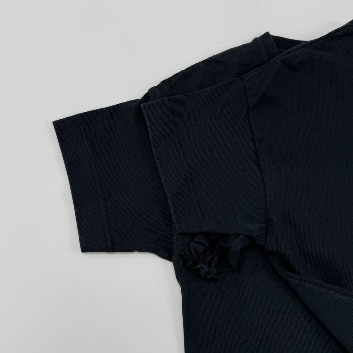 Ray Beams ruffle top 상품이미지10