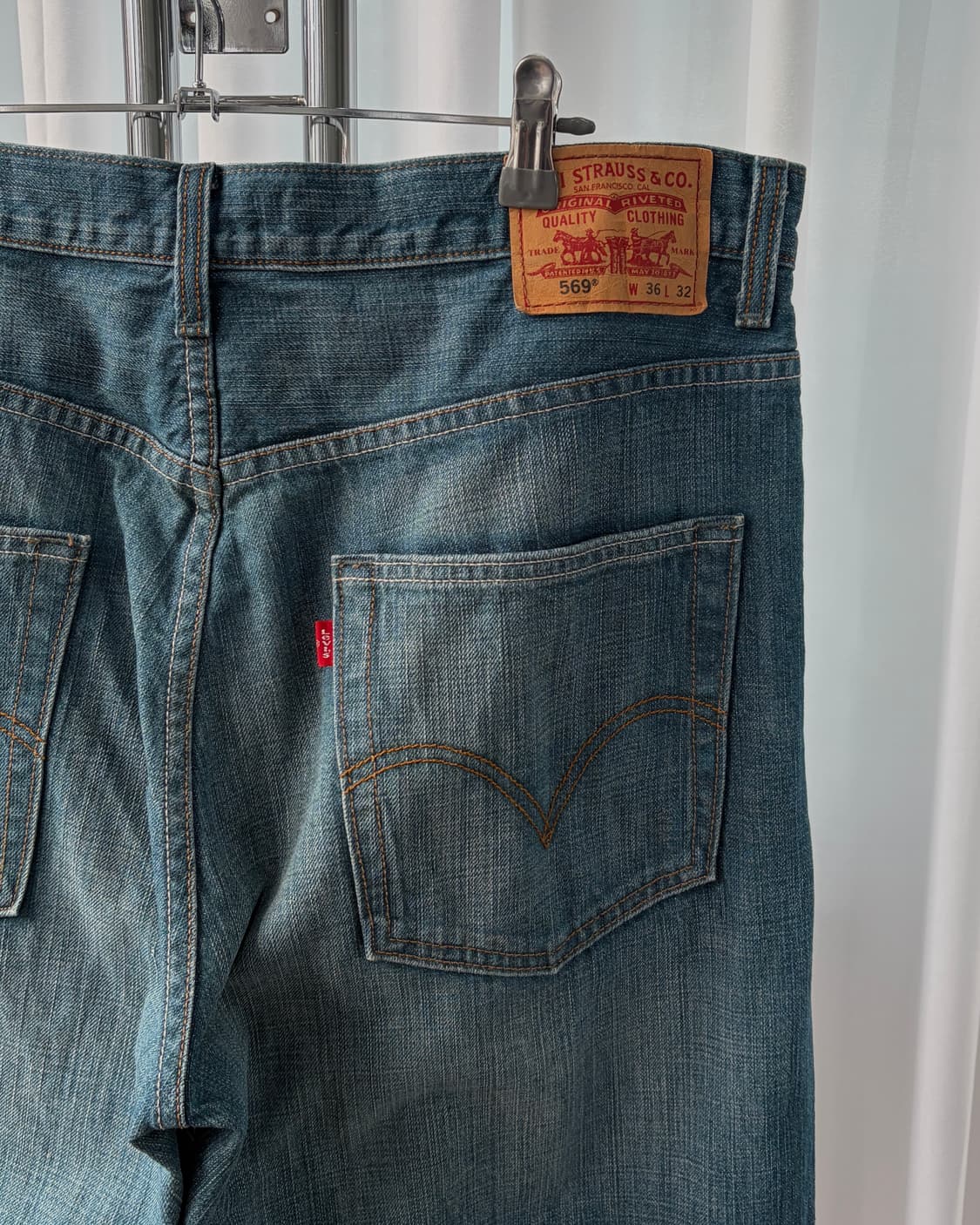 [36인치]리바이스 00s 569 루즈 스트레이트 데님 팬츠 상품이미지5