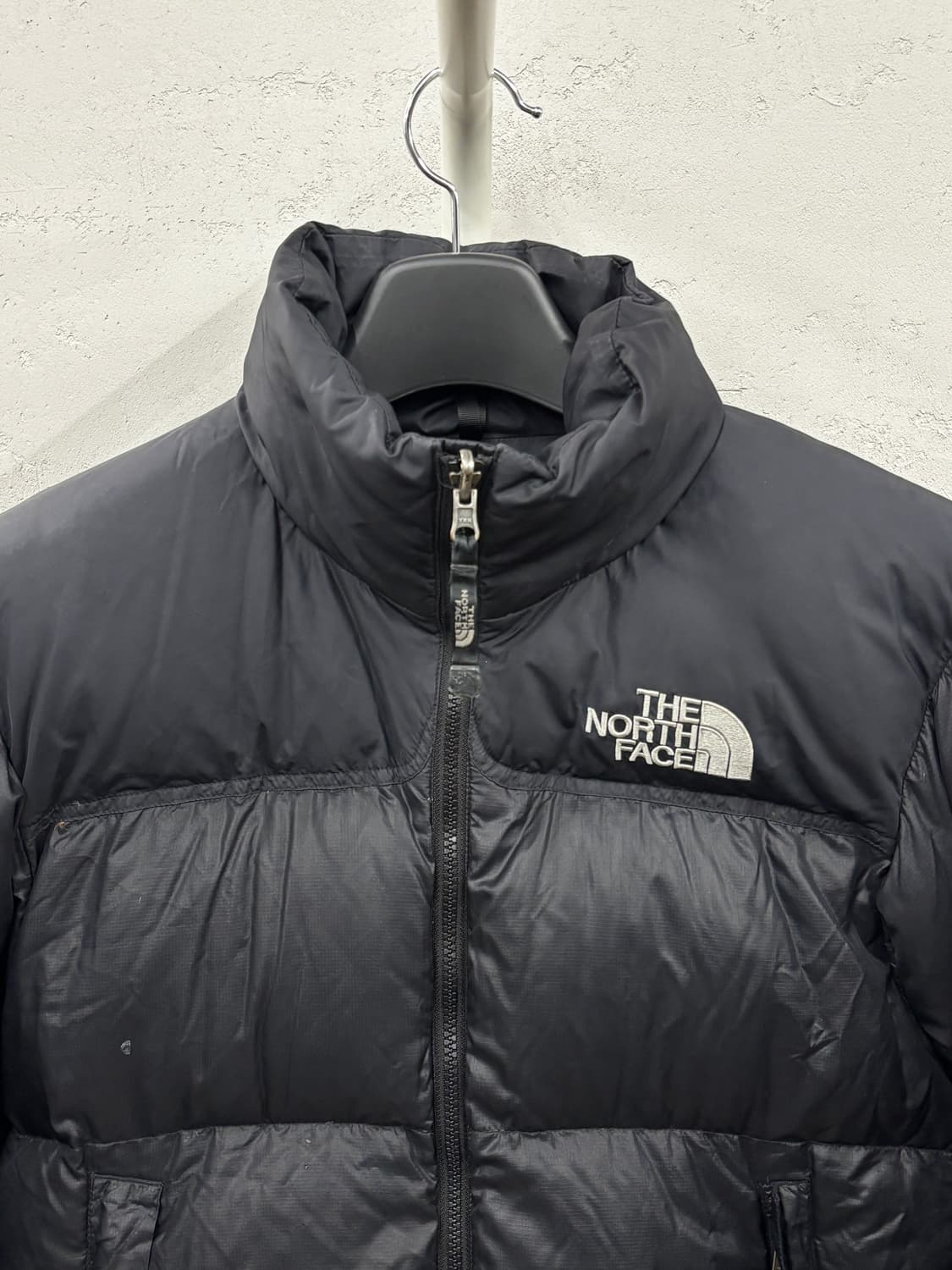 노스페이스 눕시 700 블랙 다운 자켓 XS (85) 상품이미지3