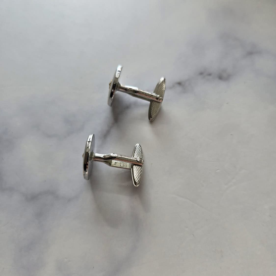 던힐 정품 명품 커프스 1.6cm  A+등급 J18
 상품이미지6