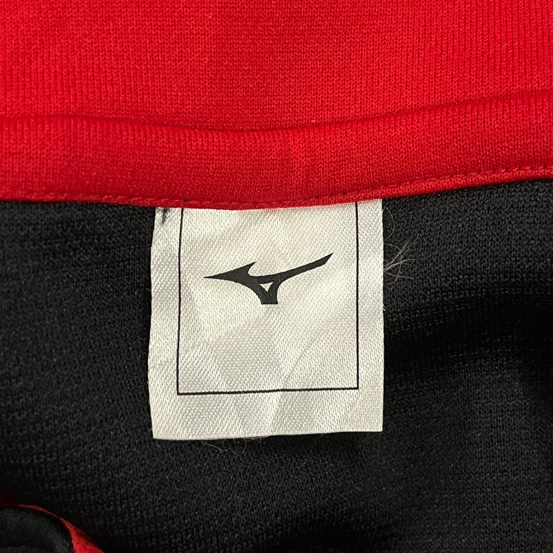 [정품] 미즈노 블랙 레드 트랙 자켓 b10 상품이미지5