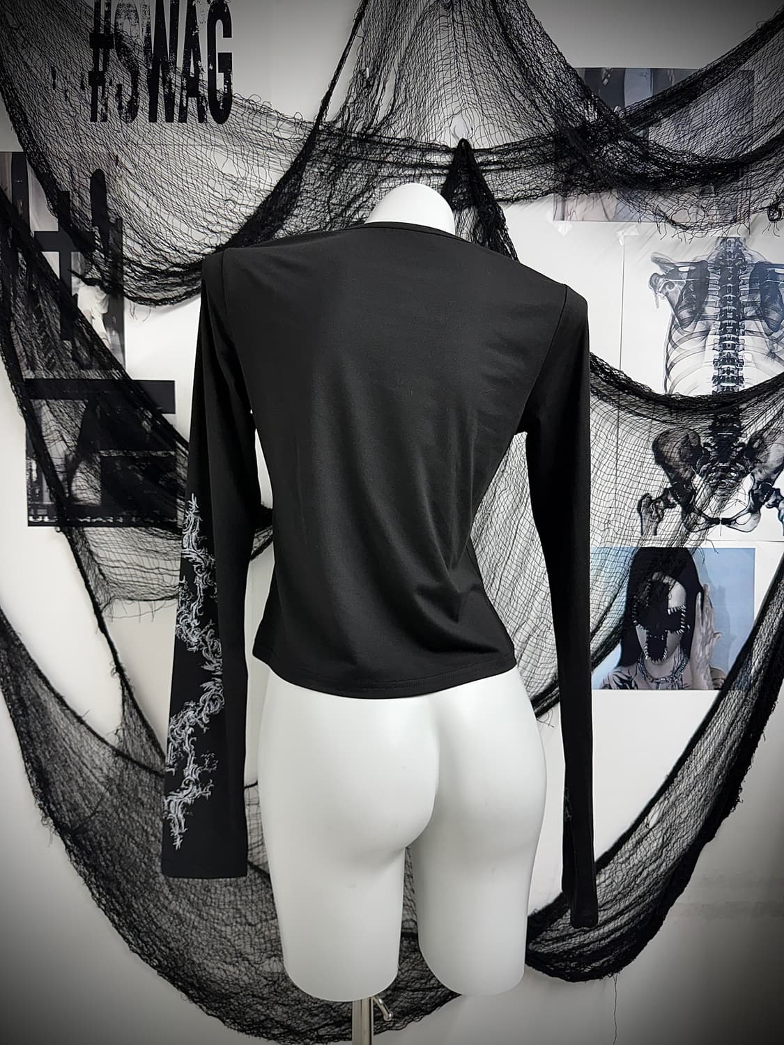 Gothic printing longsleeve 상품이미지2