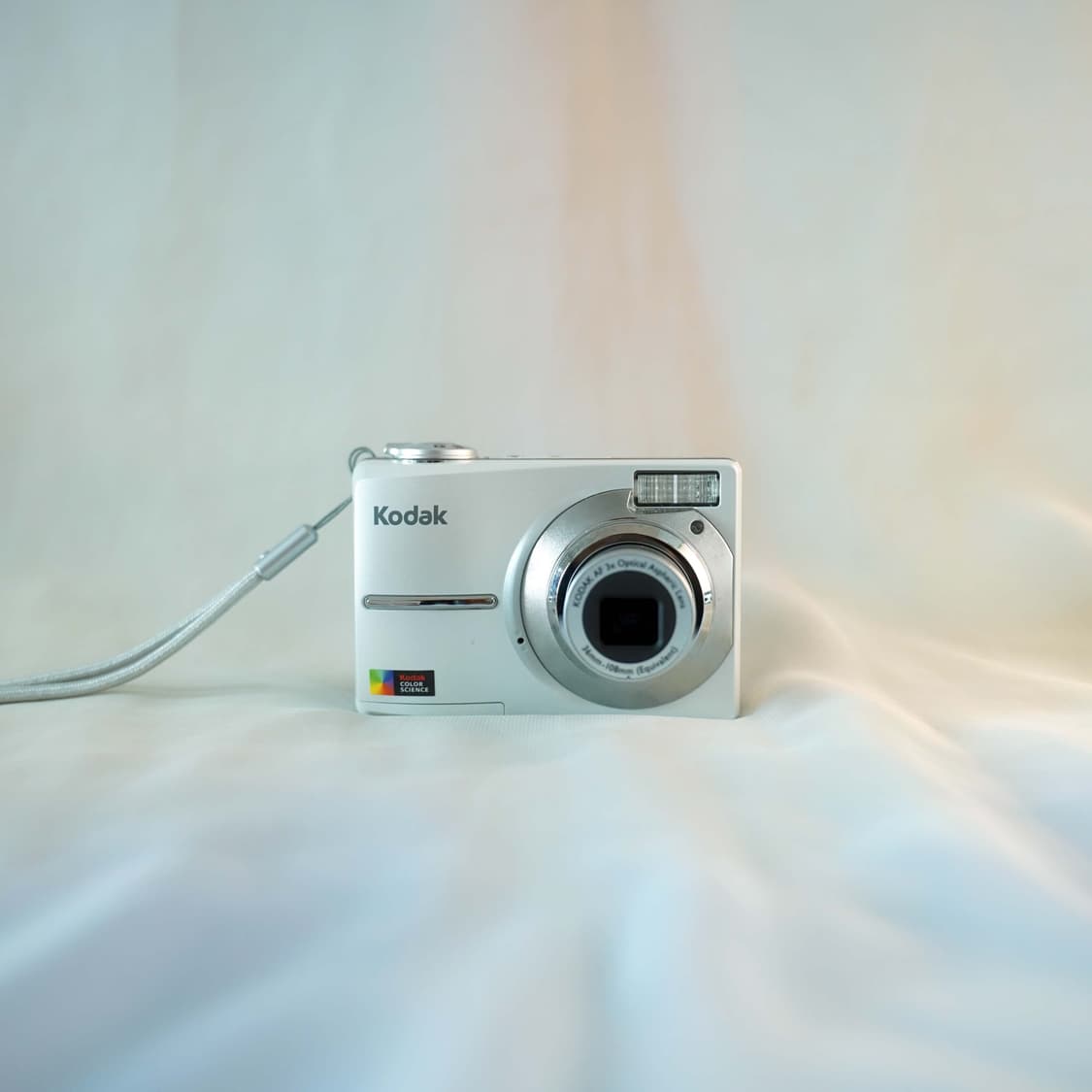 이지쉐어 C613 펄 화이트 Kodak Easyshare C613  ​ 상품이미지1