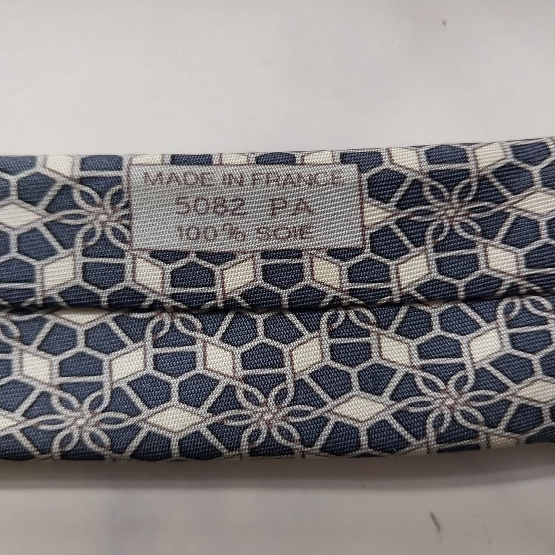 에르메스 넥타이 네이비 기하학 패턴 9.1cm A~B등급 K2185 상품이미지6