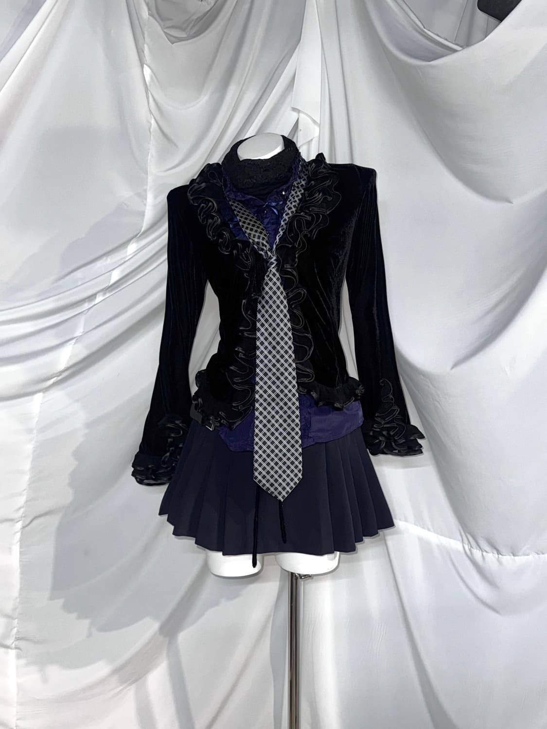 엑시즈팜 유카리깔 체크 네이비 공겜여주 프릴 코디세트  상품이미지5