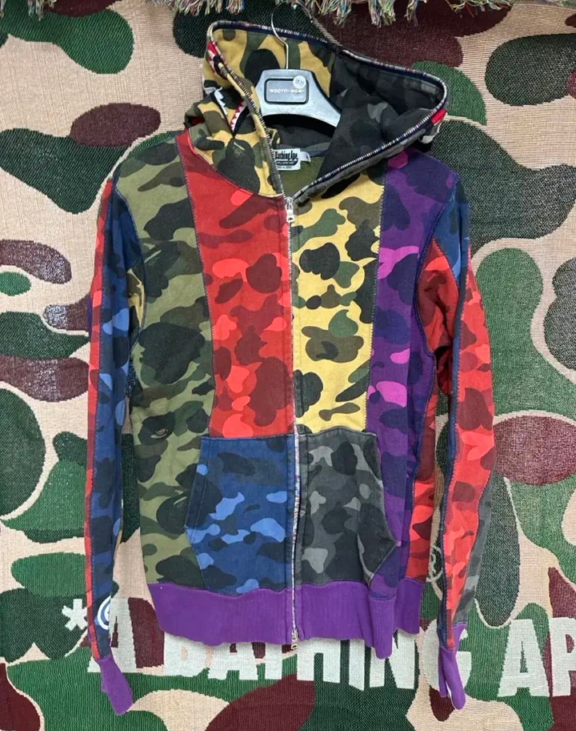 [ M ] 베이프 크레이지 믹스 카모 샤크 후드집업 상품이미지3