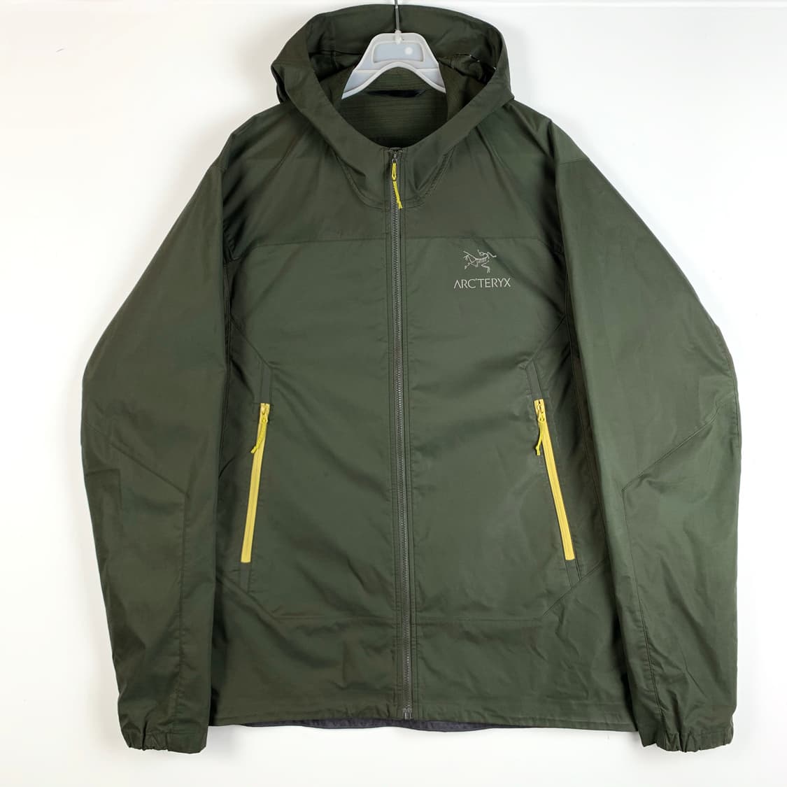 아크테릭스 텐퀼 소프트 쉘 올리브 카키 후드 자켓 상품이미지3