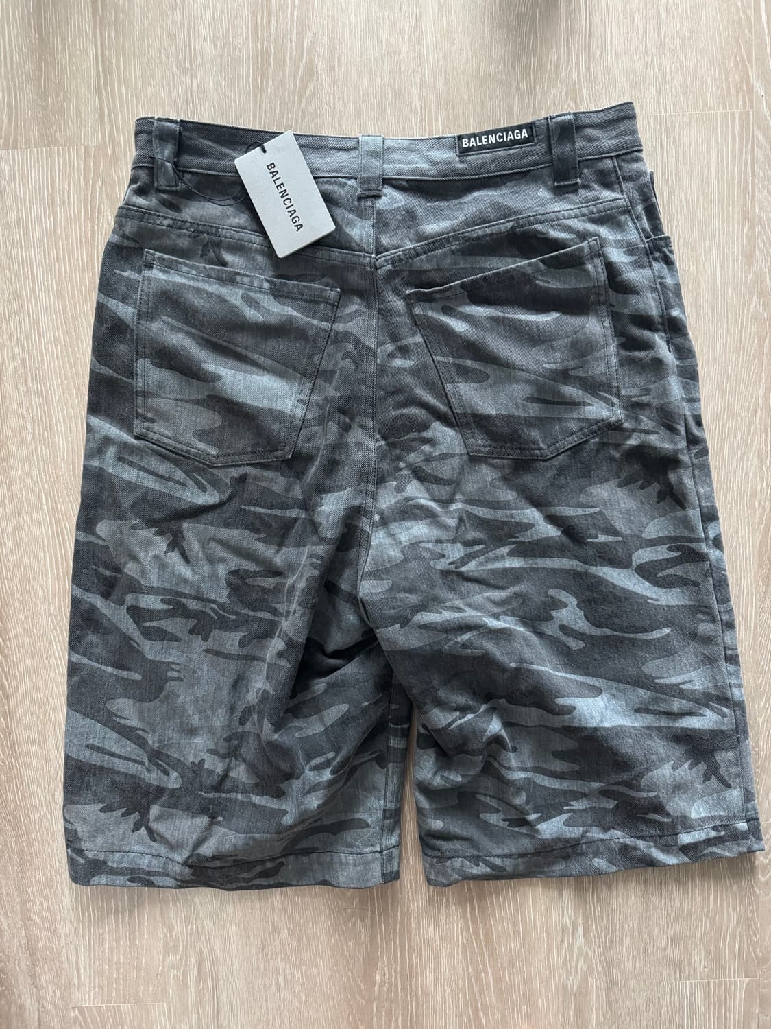 Balenciaga 발렌시아가 카모 쇼츠 상품이미지2