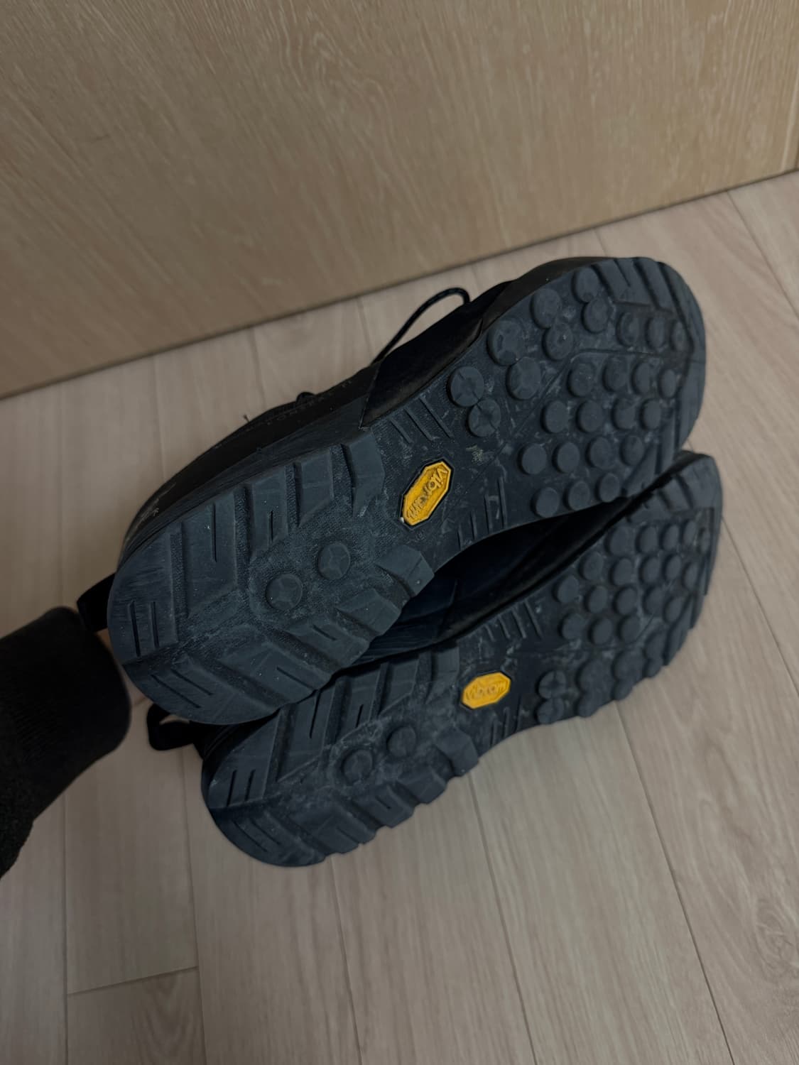 아크테릭스 컨실 FL 265 상품이미지4