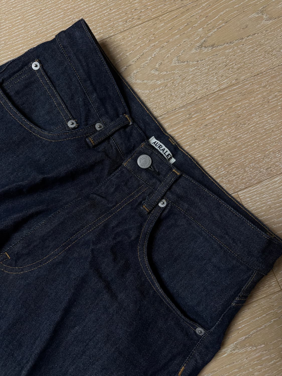 오라리 하드 트위스트 데님 와이드 28 상품이미지2