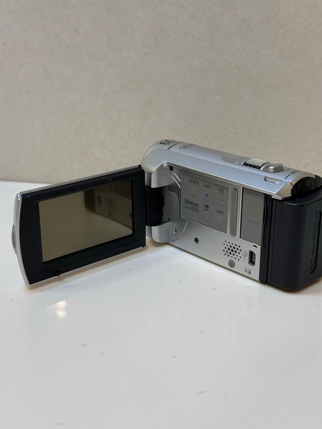 (빈티지캠코더) 소니 핸디캠 DCR-SX40 실버 60배 광학줌 상품이미지2