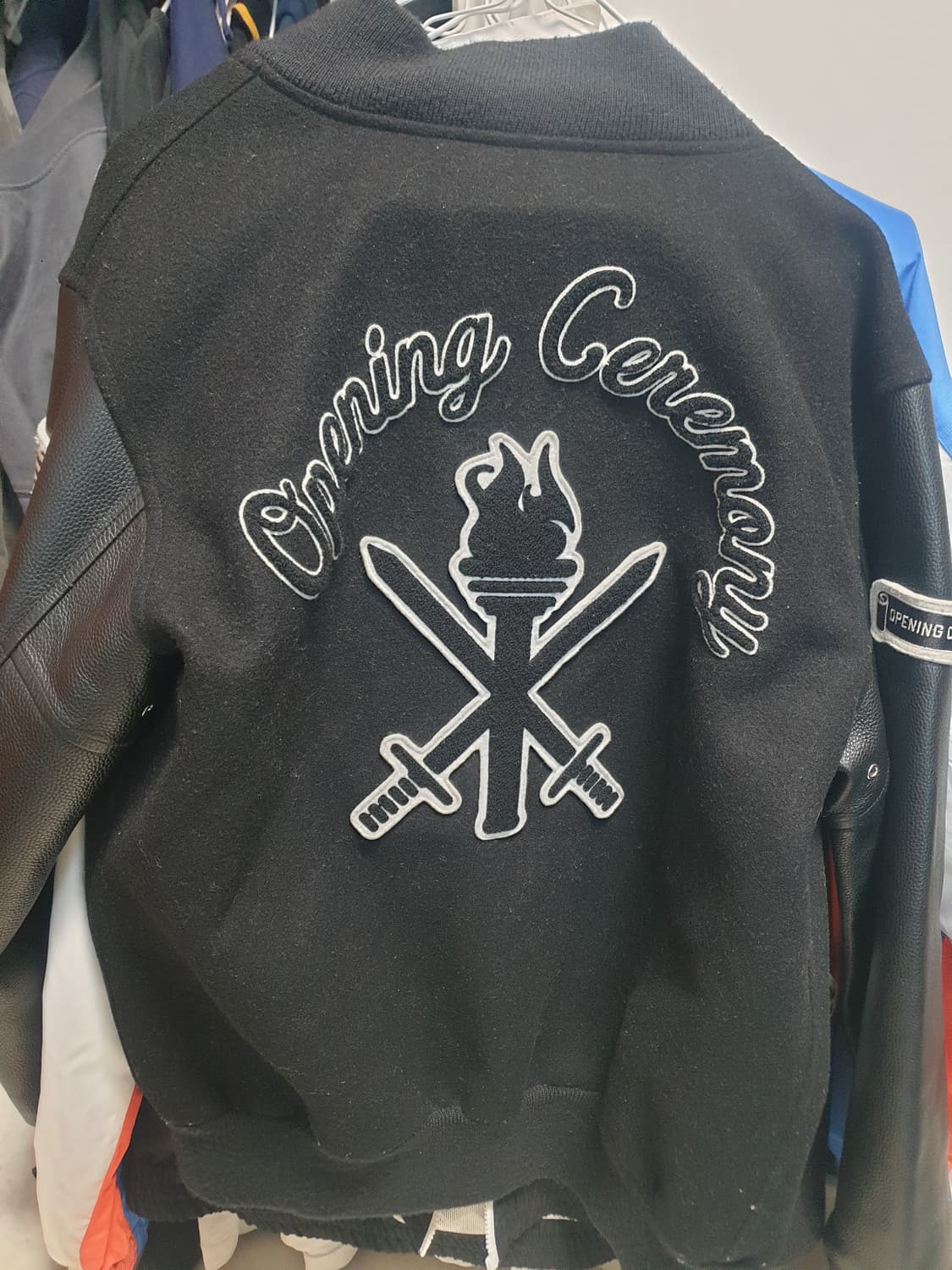 오프닝 세레모니 블랙 바시티 가죽 자켓 정품 L 쿨거시 4만 상품이미지3