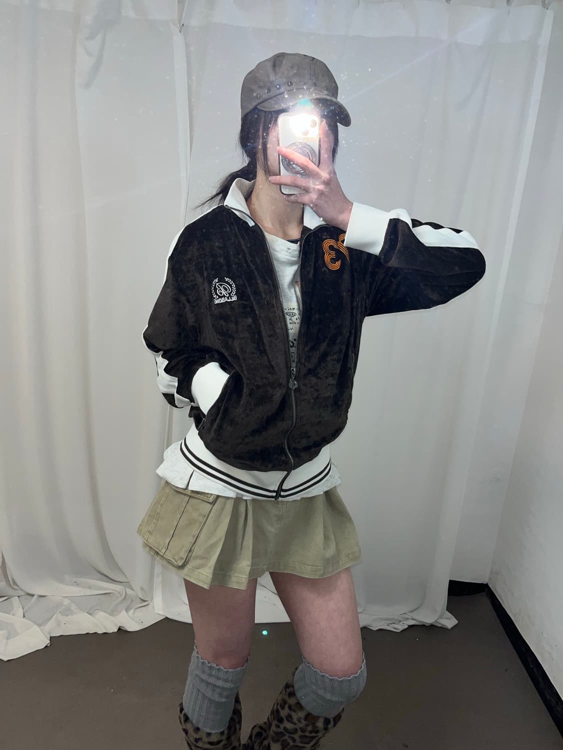 Y2K 브라운 벨벳 집업  상품이미지1