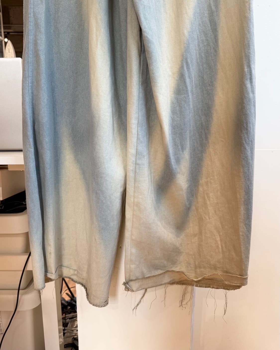 크리스찬 디올 부티크 데님 디스트로이드 와이드 팬츠  상품이미지7