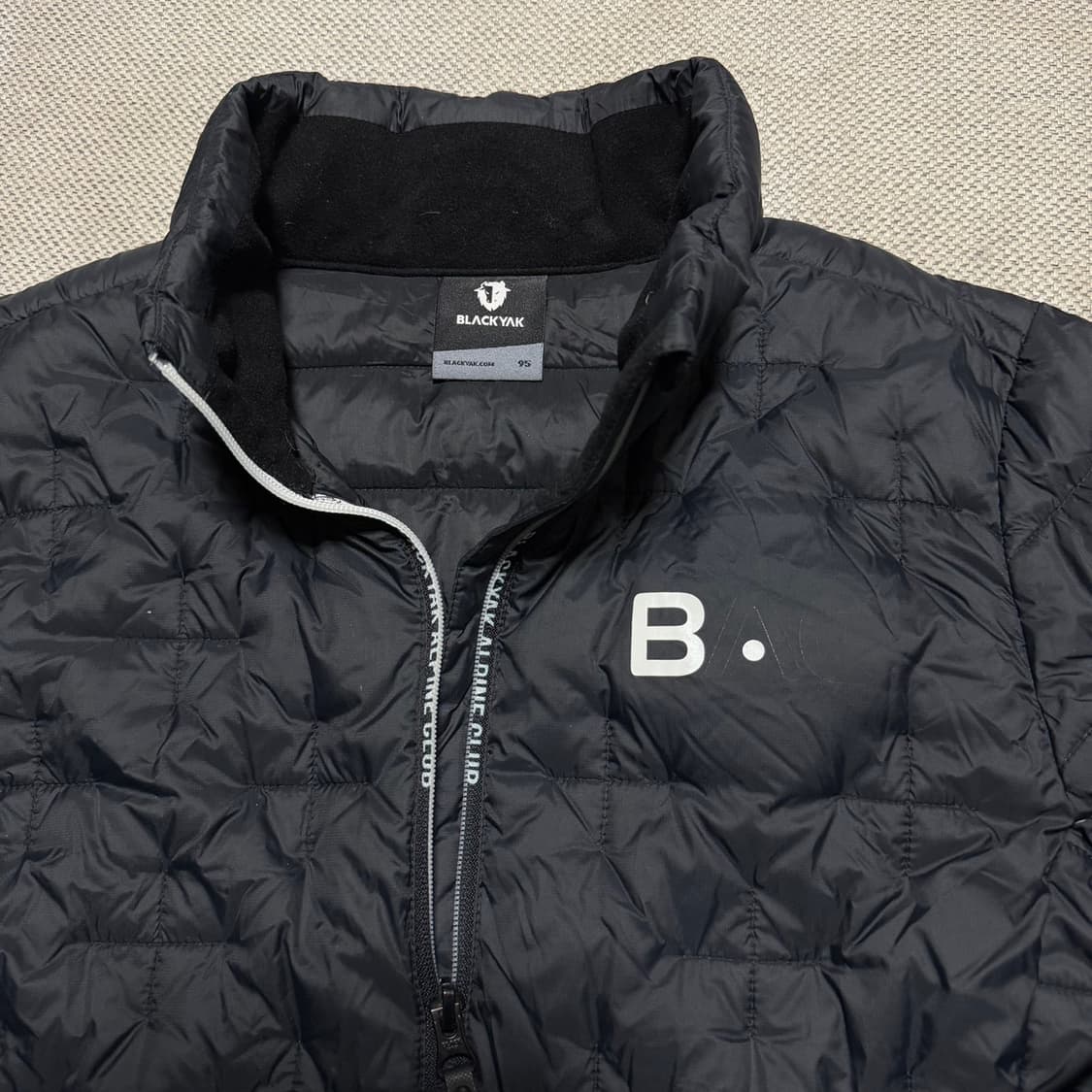 블랙야크 경량 패딩자켓 상품이미지2