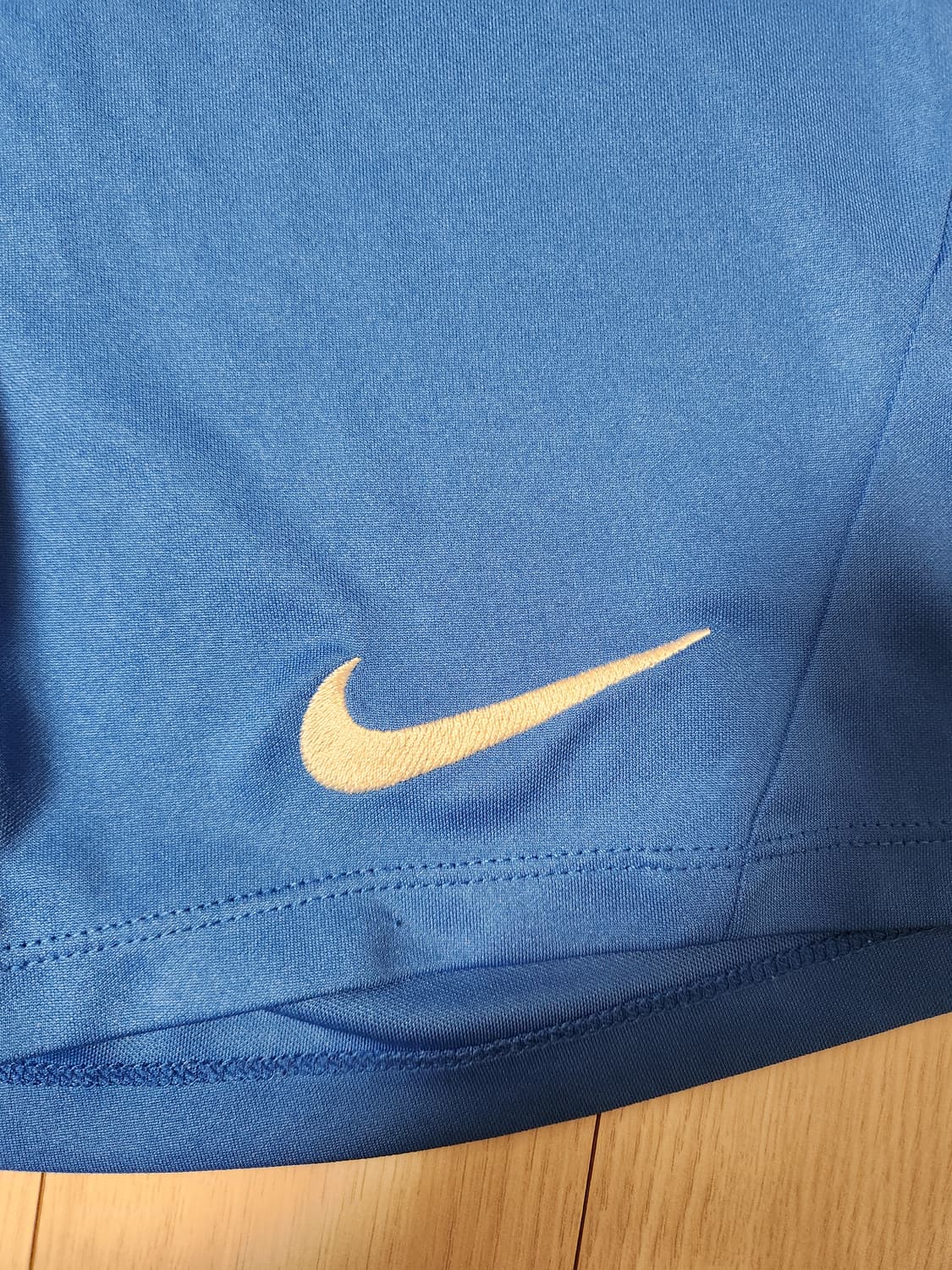 나이키 드라이핏 블루 숏팻츠 사이즈L

여러 중고사이트에도 같이 판매하고 상품이미지4