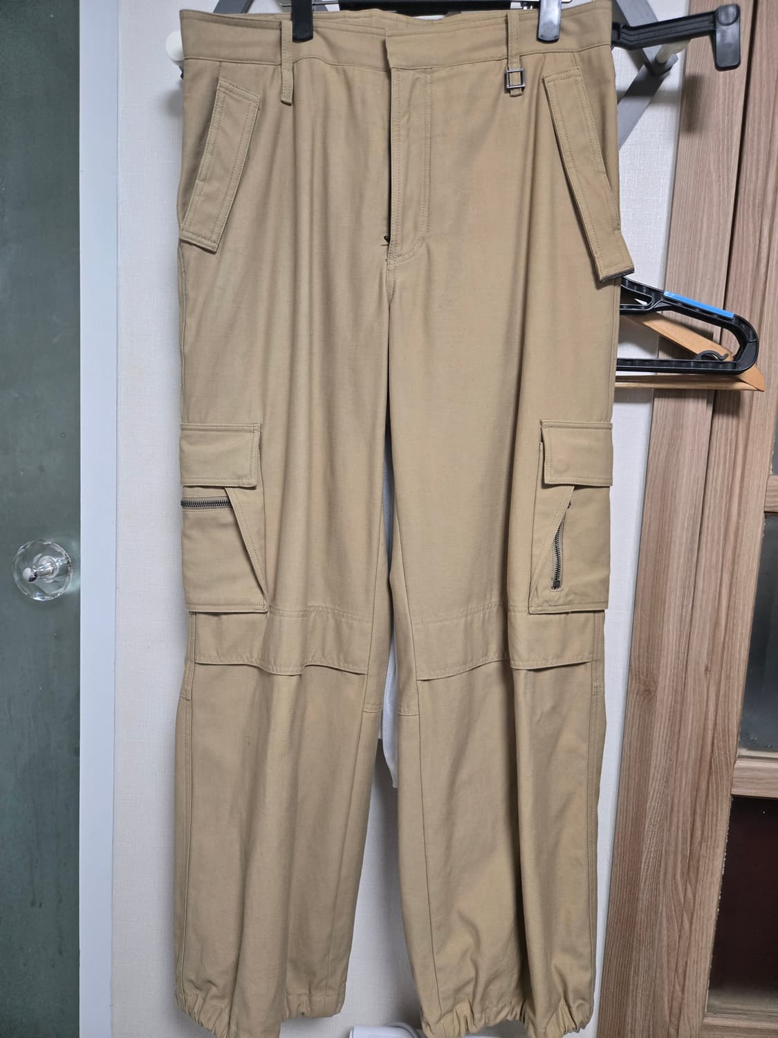 우영미 22fw 카고 베이지 상품이미지1