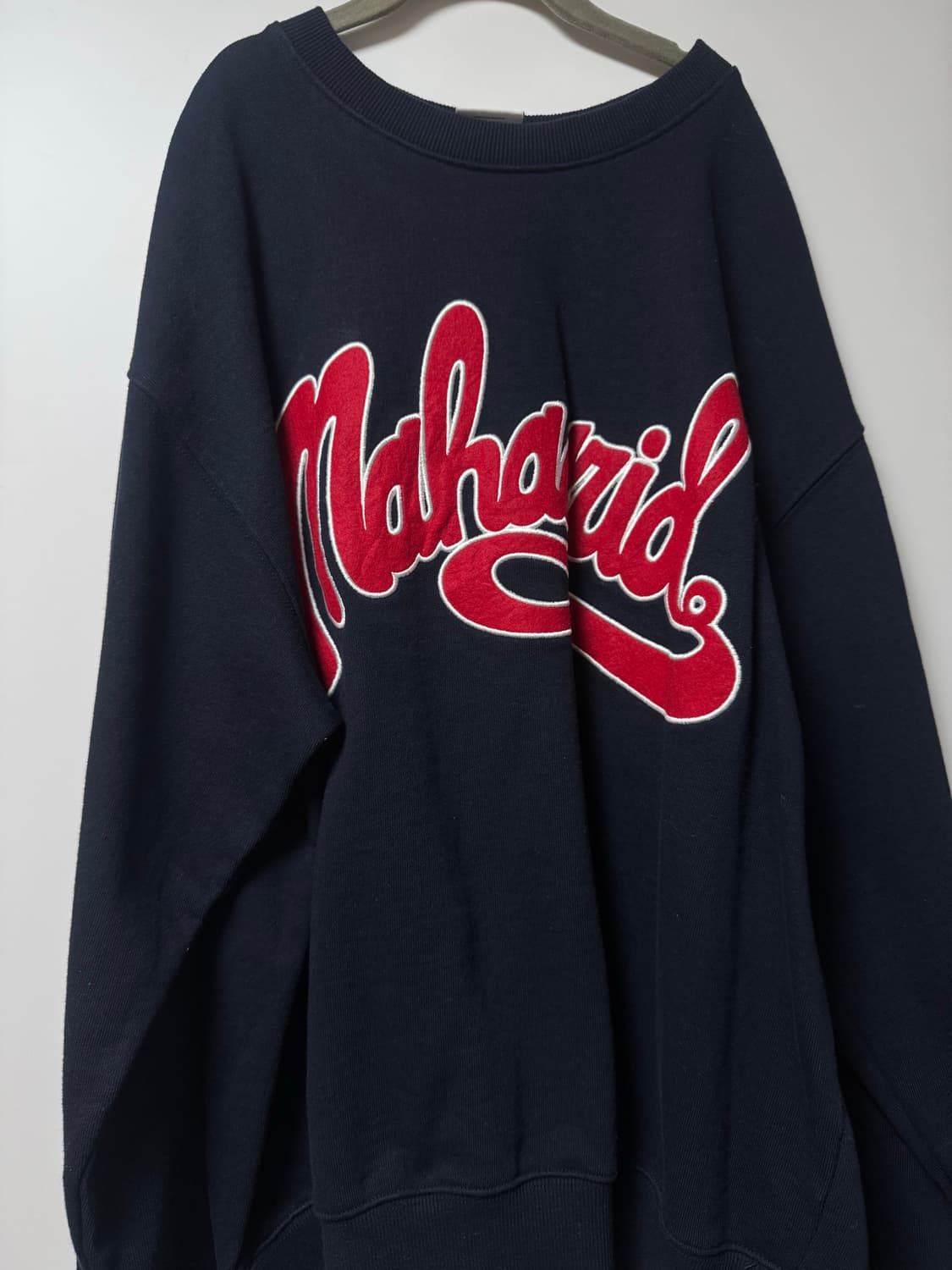 마하그리드 맨투맨 상품이미지1