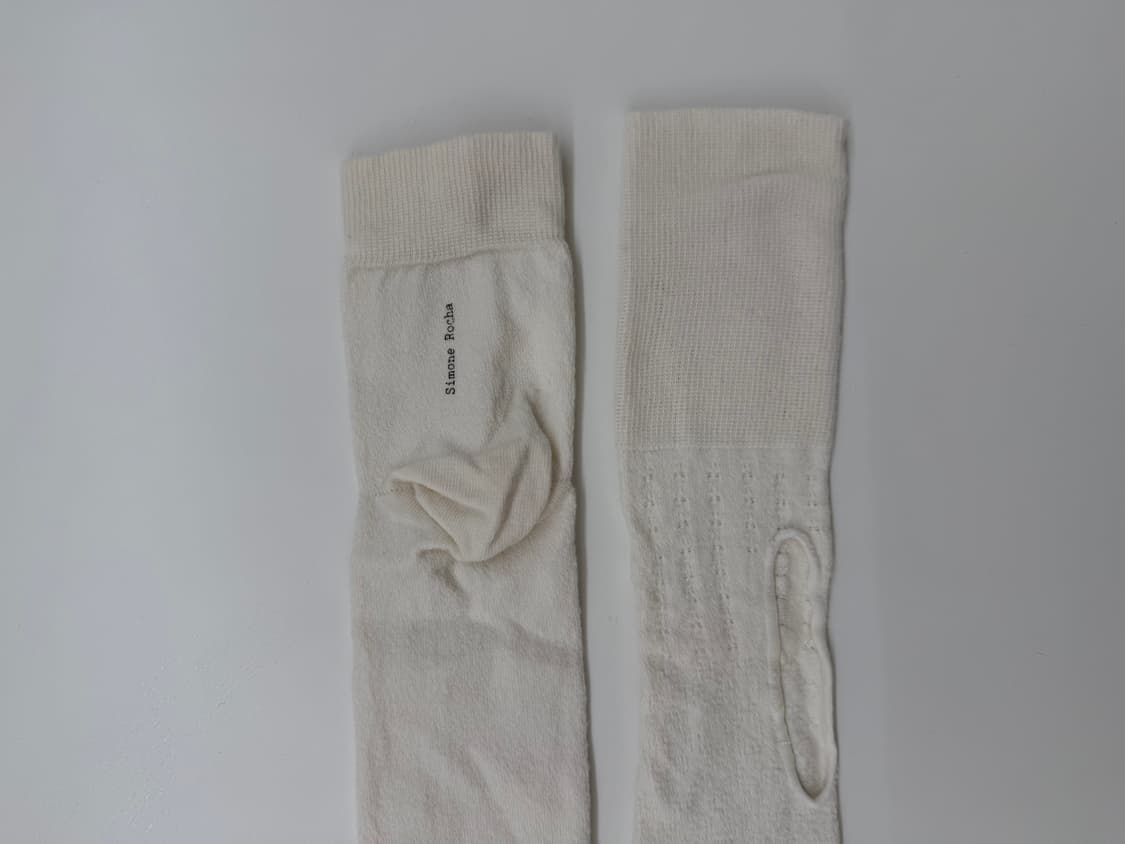 시몬로샤 컷아웃 삭스  상품이미지4