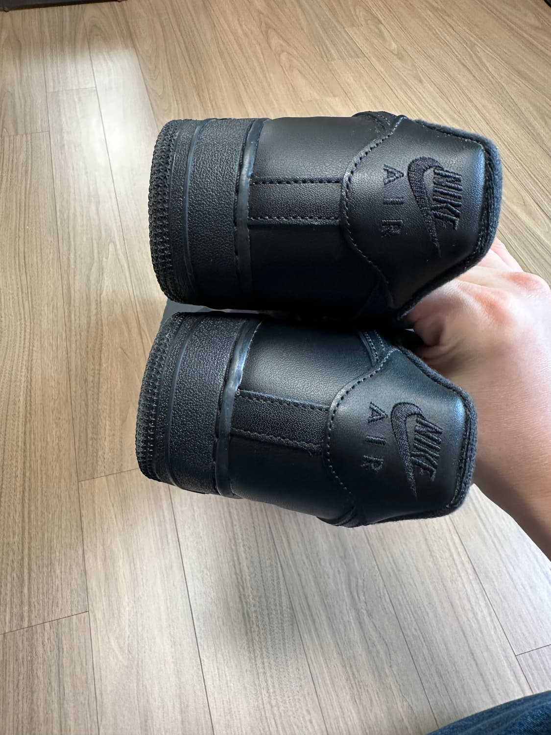 나이키 슈프림 에어포스 1 로우  블랙 285 상품이미지7