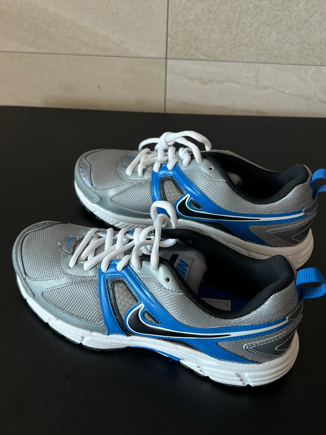 [240] 나이키 다트 9 (실버/블루) - 가볍고 튼튼한 러닝화 상품이미지4