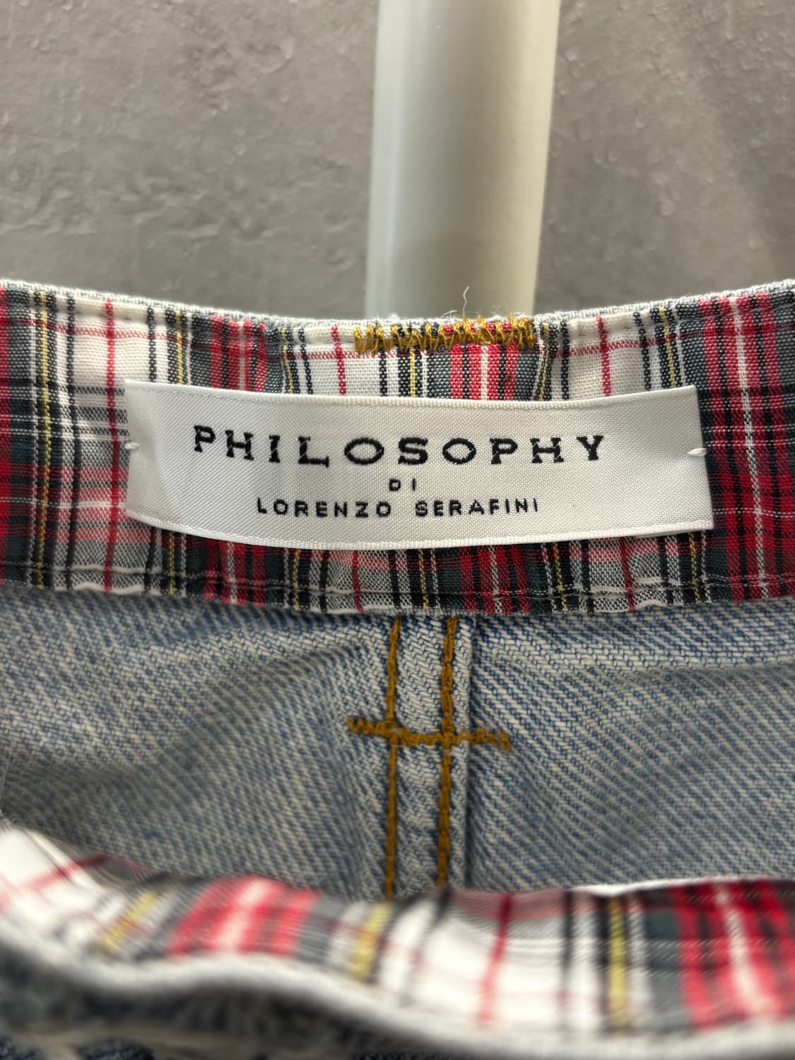필로소피 디 로렌조 세라피니 하이라이즈 테이퍼드 데님팬츠 S 상품이미지4