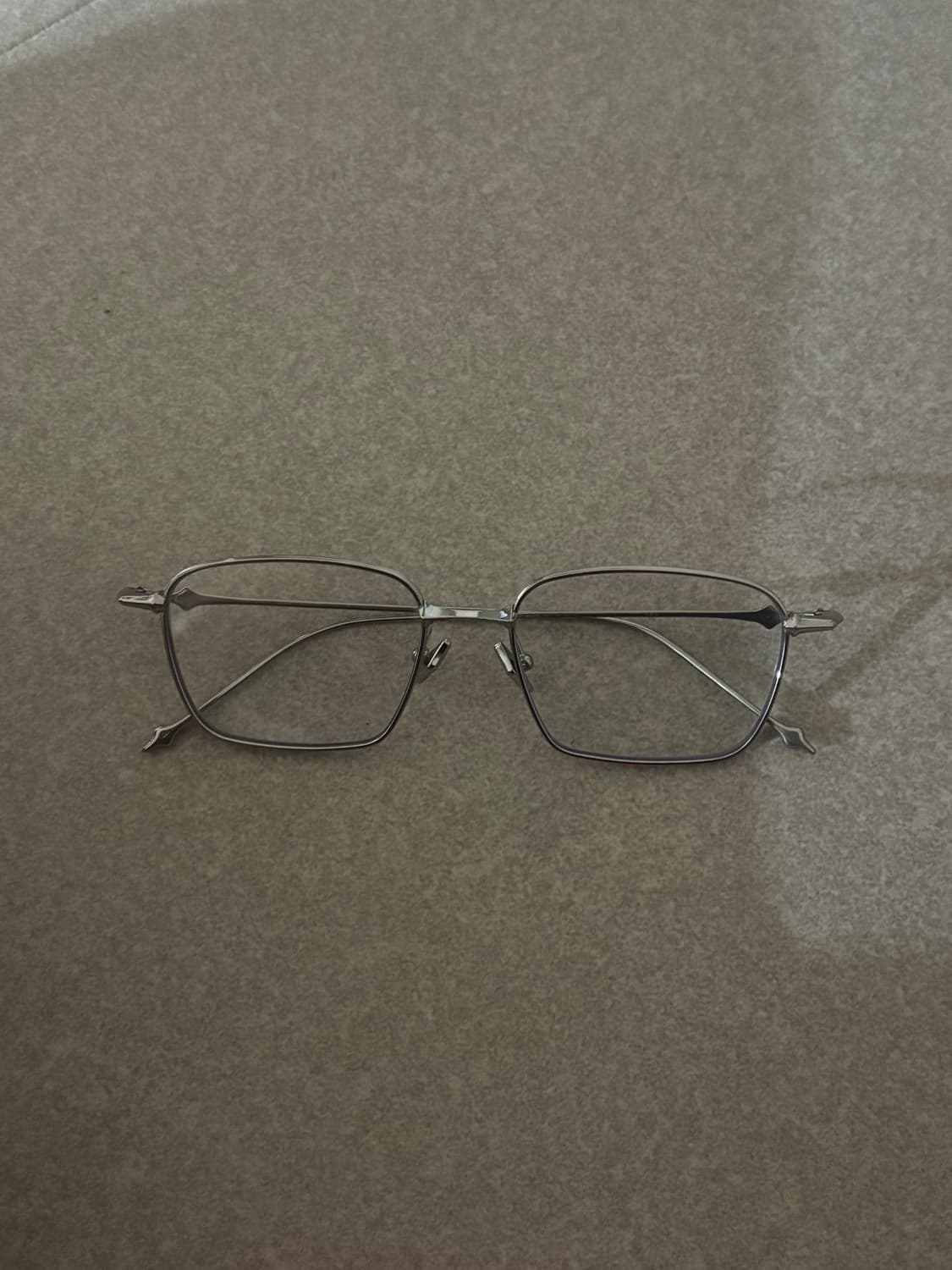 젠틀몬스터 아바 02 실버팝니다 상품이미지1