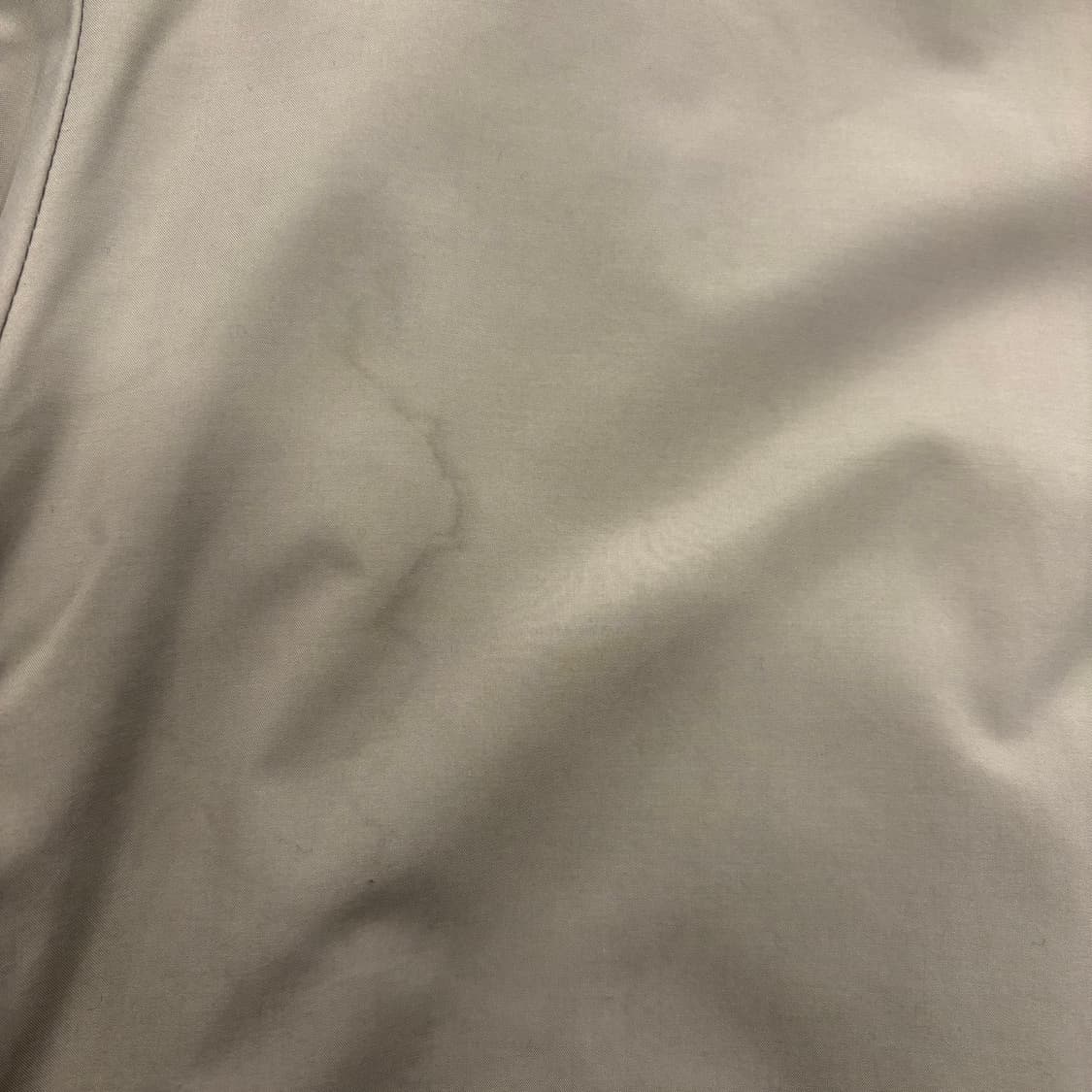 버버리 하이넥 해링턴 윈드 브레이커 자켓 로고 자수 디테일 카키 베이지 상품이미지9