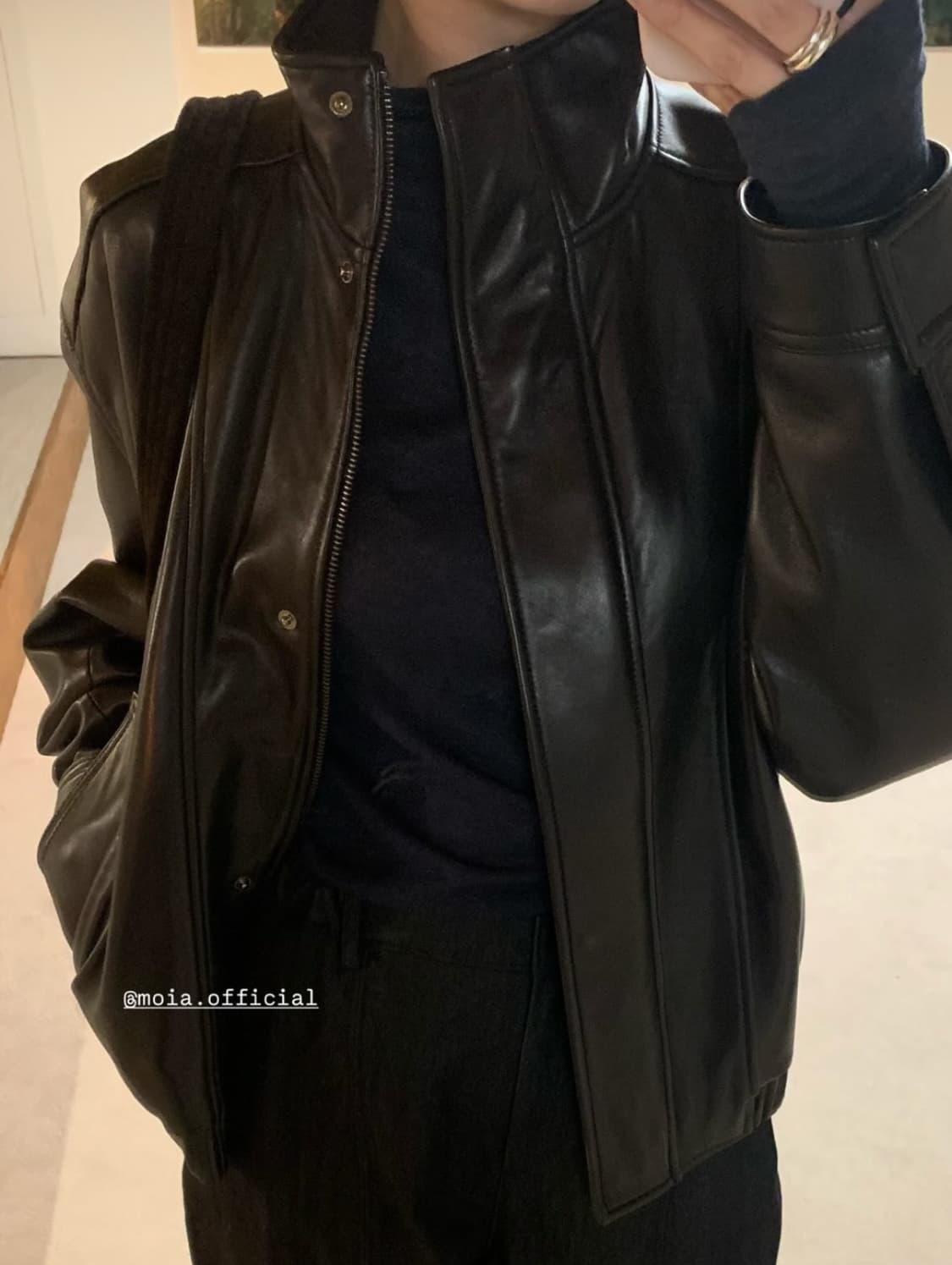 moia leather jumper (black) 가죽자켓 새상품 상품이미지4