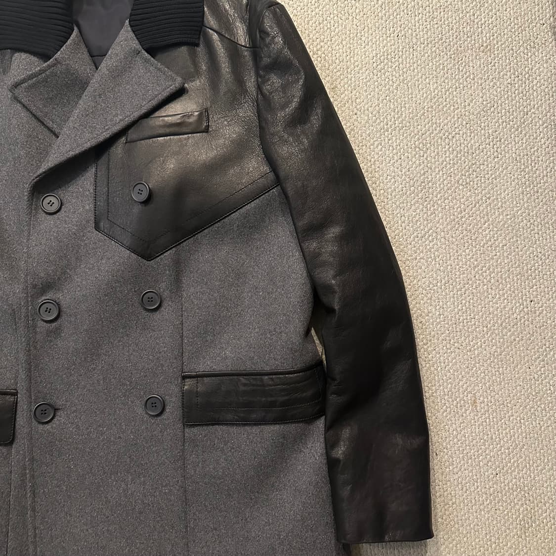 딕 비켐버그(Dirk Bikkembergs)의 양가죽 버진울 믹스 코트 상품이미지3