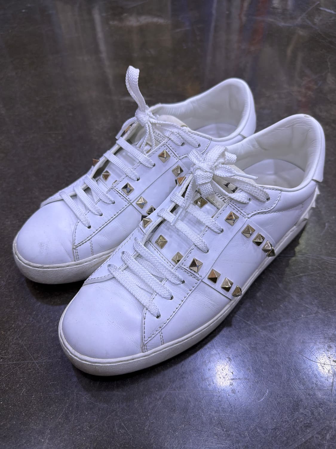 발렌티노 락스터드 히든 우먼스 스니커즈 39 상품이미지1