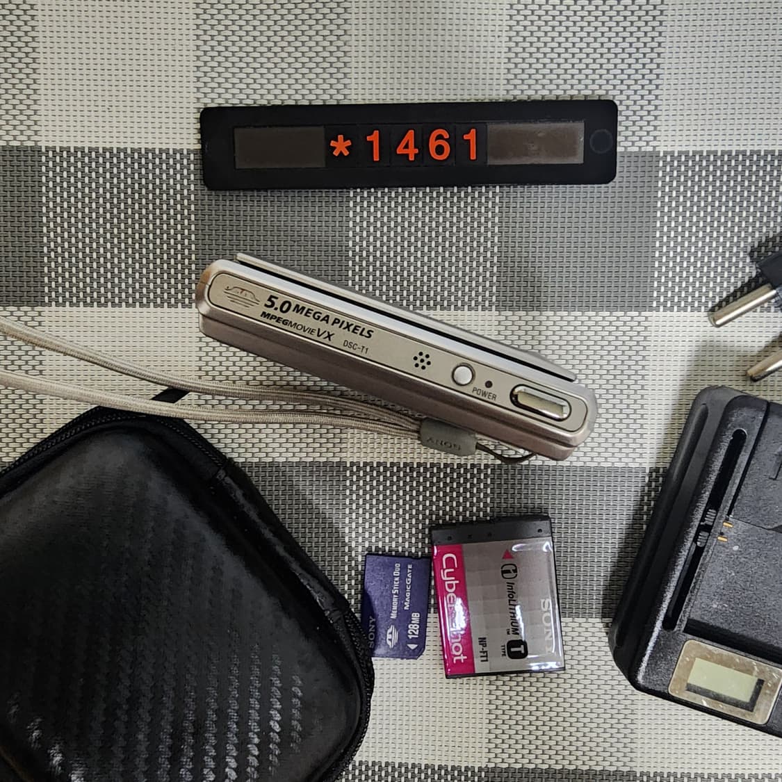 소니 사이버샷 DSC-T1 디지털카메라 파우치포함 상품이미지3