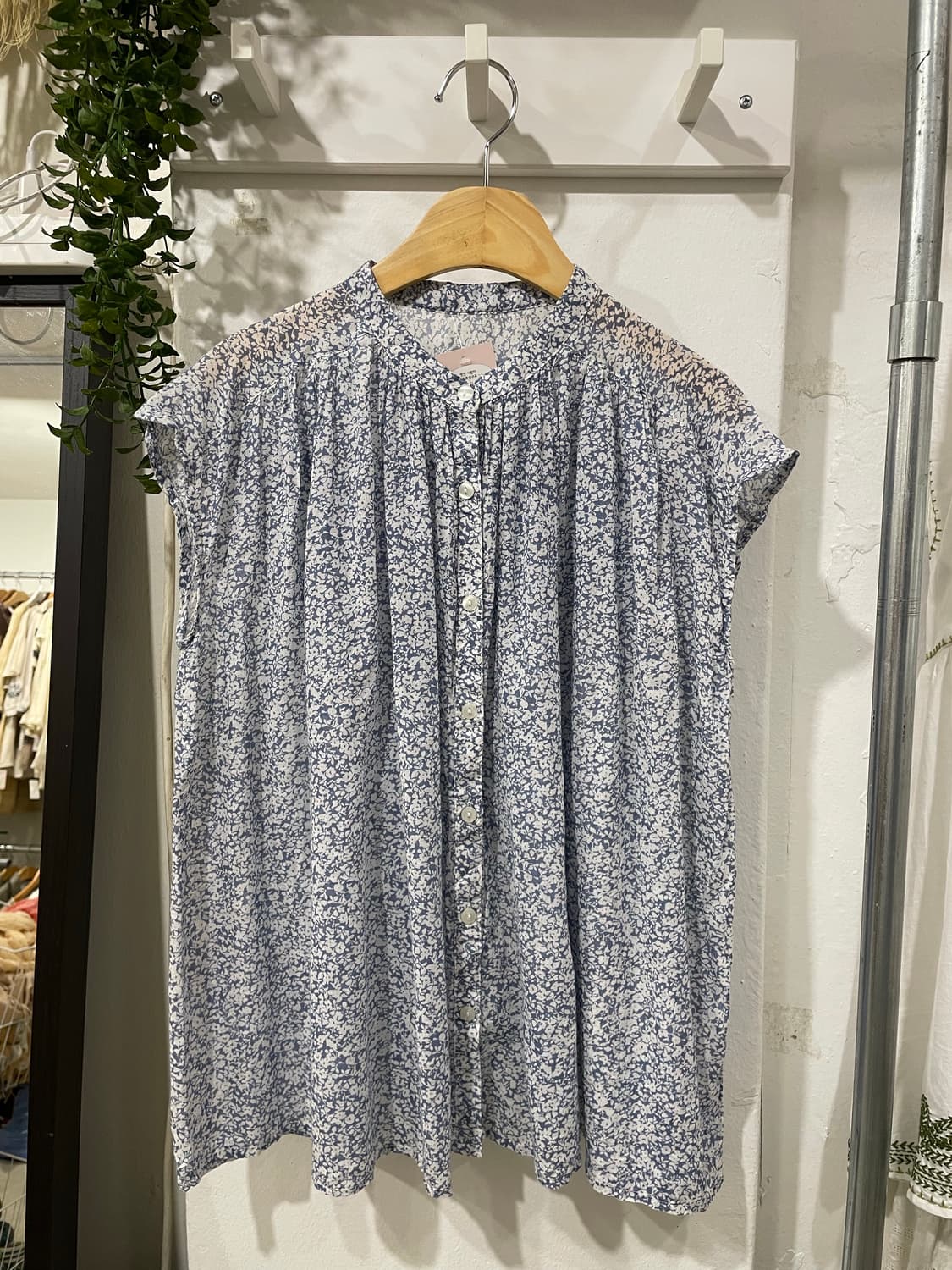 잔꽃 민소매 블라우스 상품이미지9