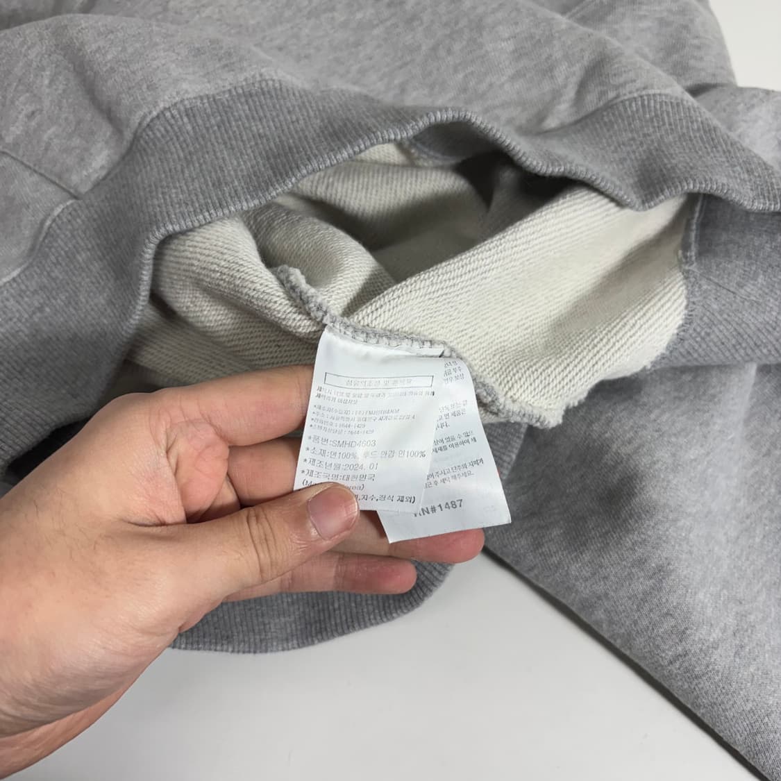 XL 퍼스탭 그레이 WITHP 후드티 상품이미지5