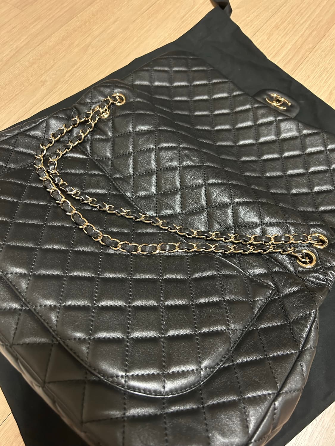 Chanel flap bag black 상품이미지6