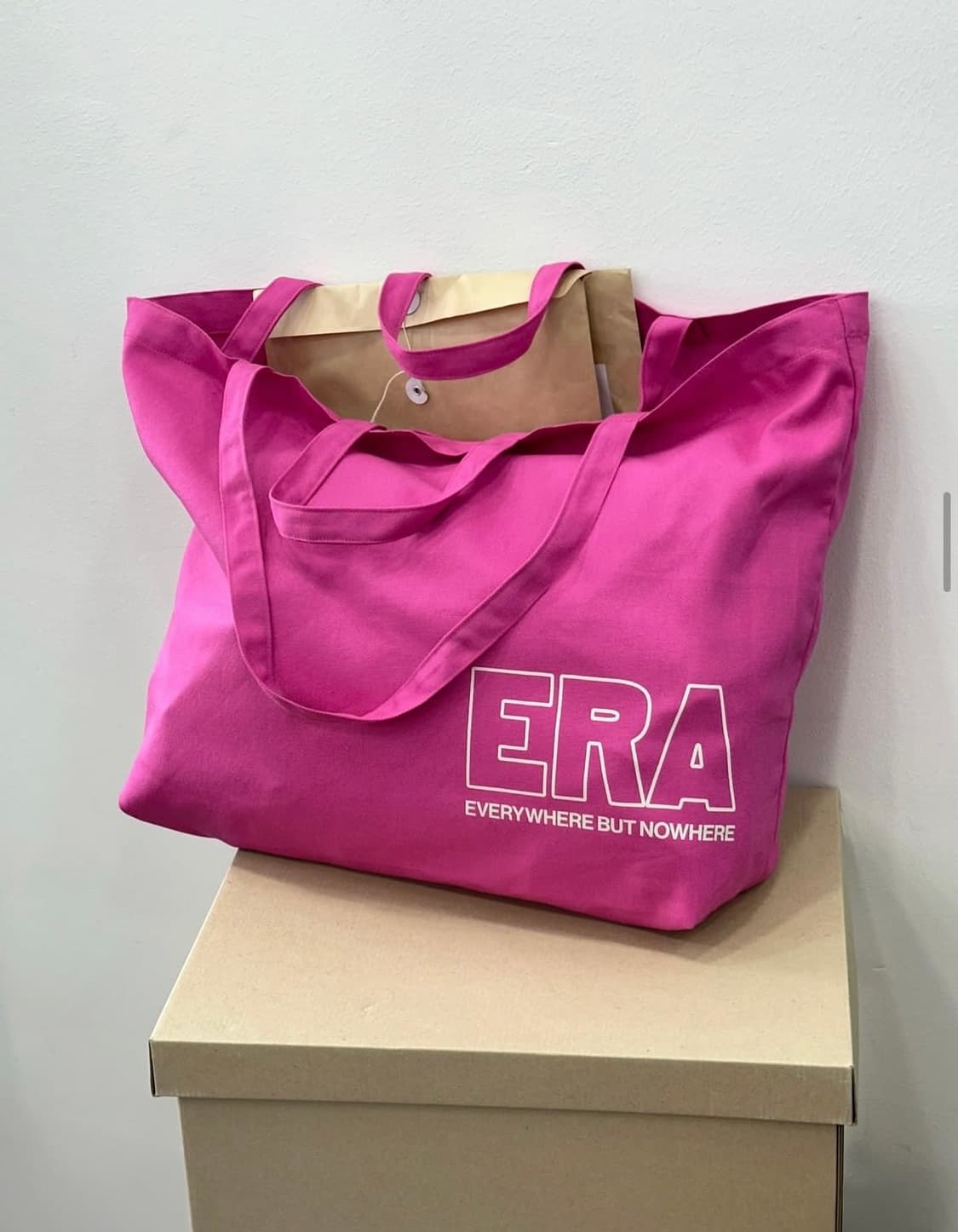 ERA 성수 팝업 리미티드 에코백 새제품 상품이미지1
