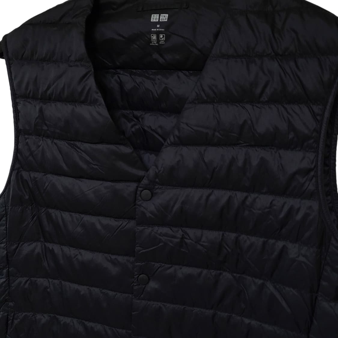 유니클로 구스다운경량패딩조끼 95-100 상품이미지4