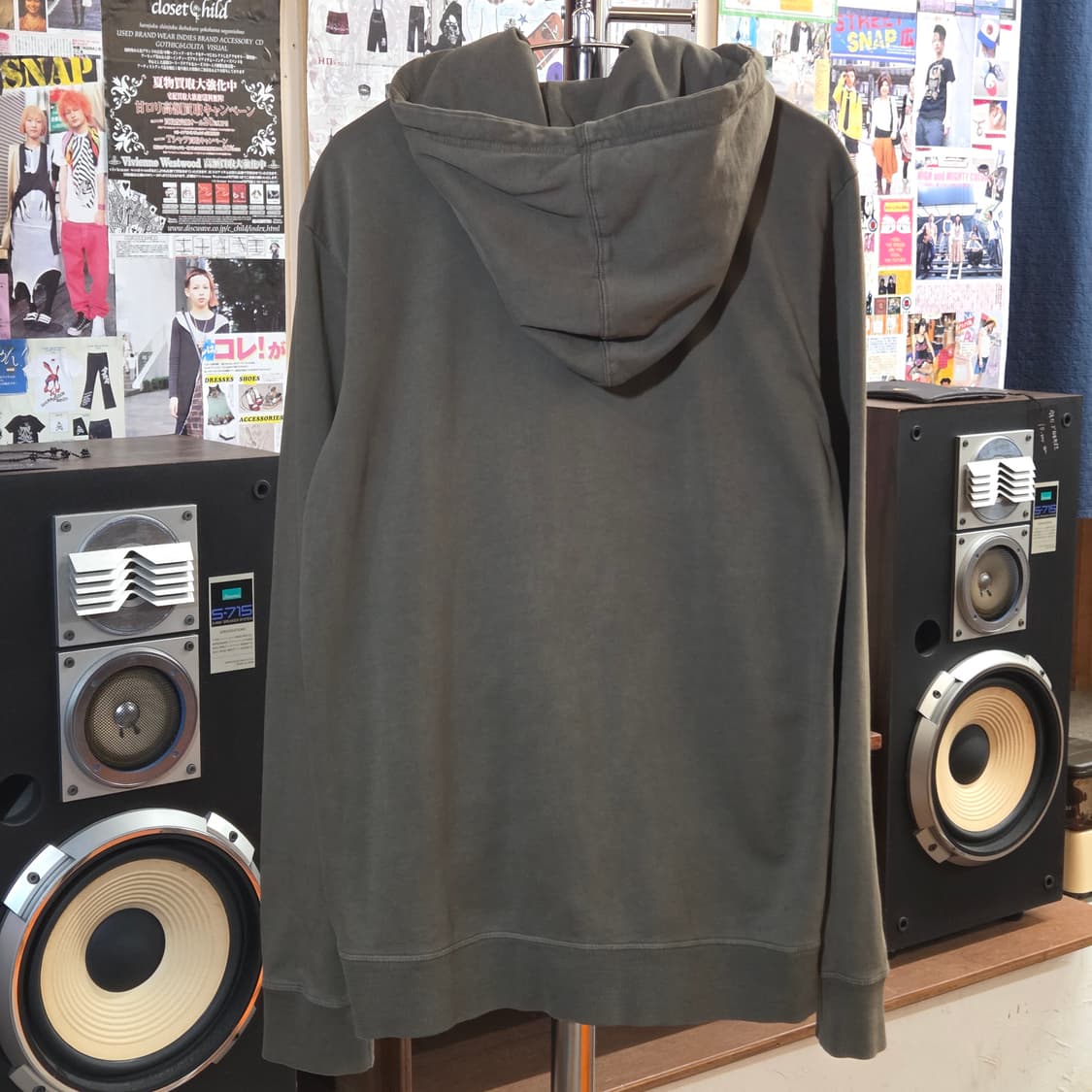 버커루 카키 y2k 프린팅 후드집업 상품이미지5