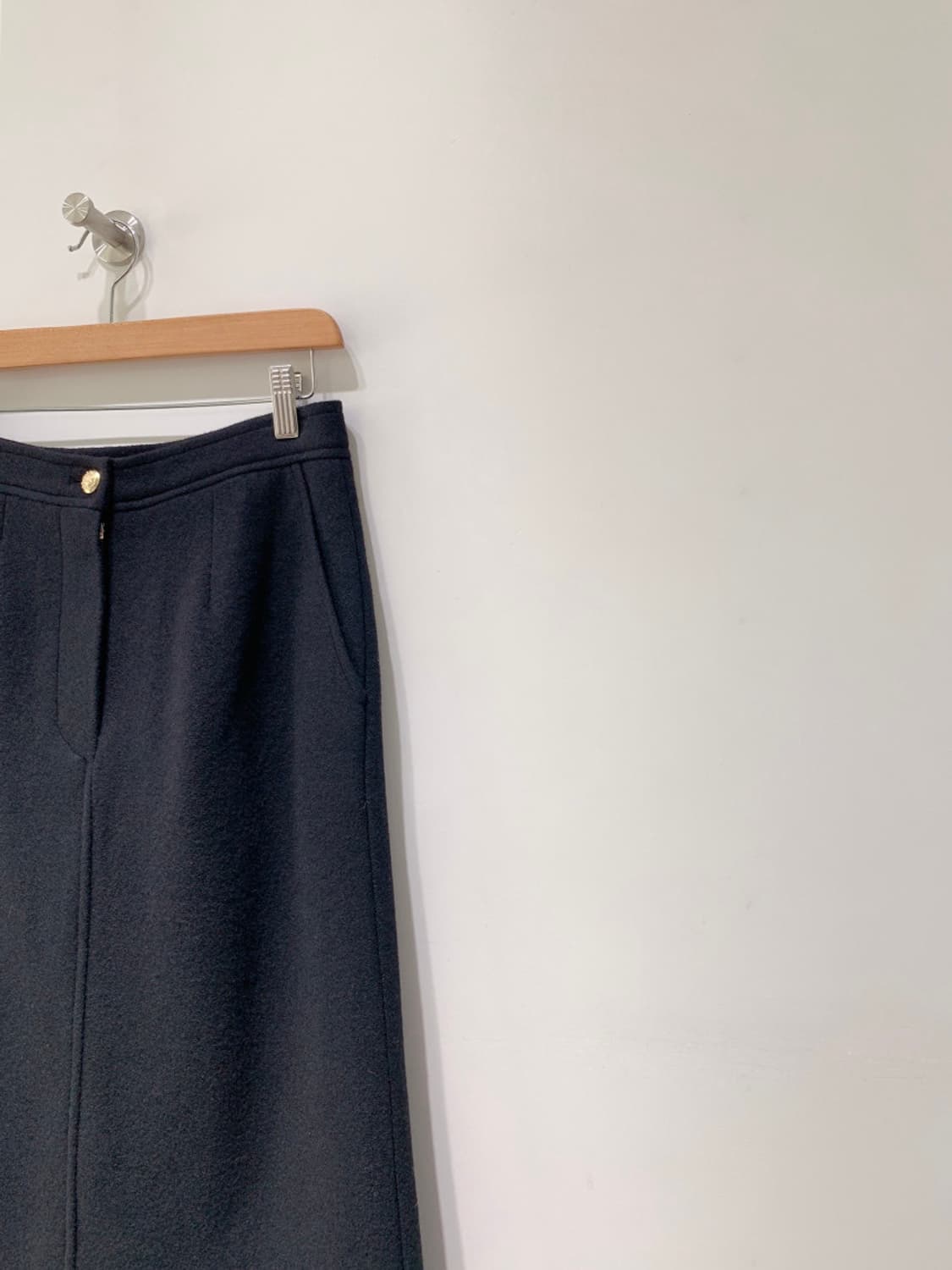 헬베티카 제니 울 스커트 - 블랙 상품이미지2