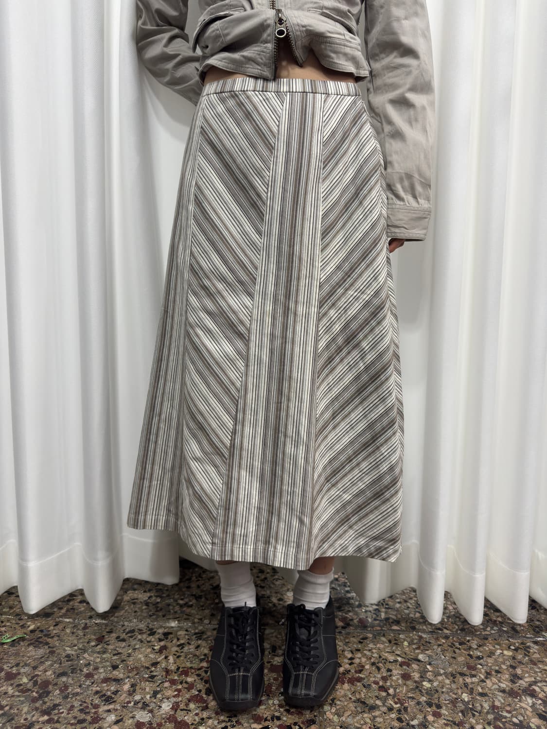 line skirt 상품이미지1
