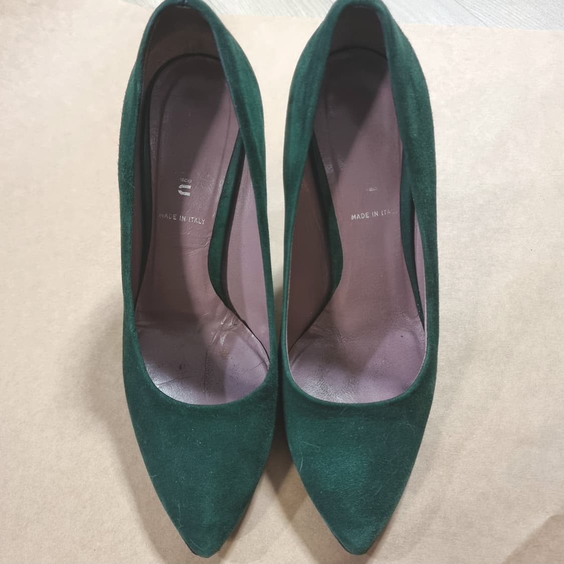 미우미우 miumiu 스웨이드 슈즈 하이힐 구두 (220/35) 상태양호 상품이미지3