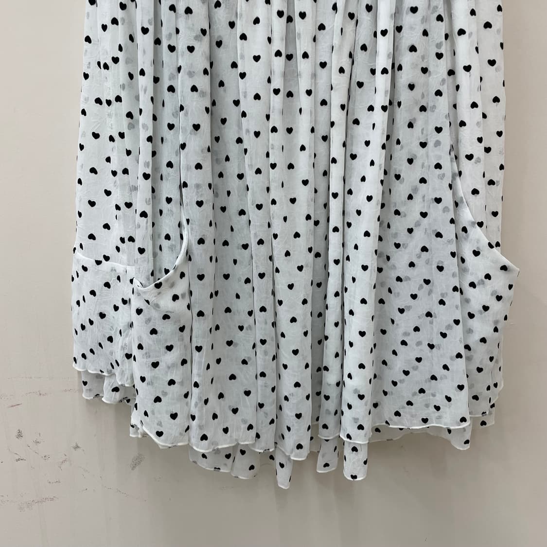 세실맥비 하트 미디 쉬폰 스커트 상품이미지2