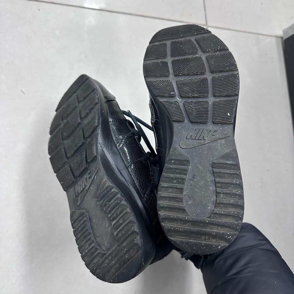 NIKE 나이키 24s 여성 탄준 하이라이즈 방한 부츠 250 상품이미지8