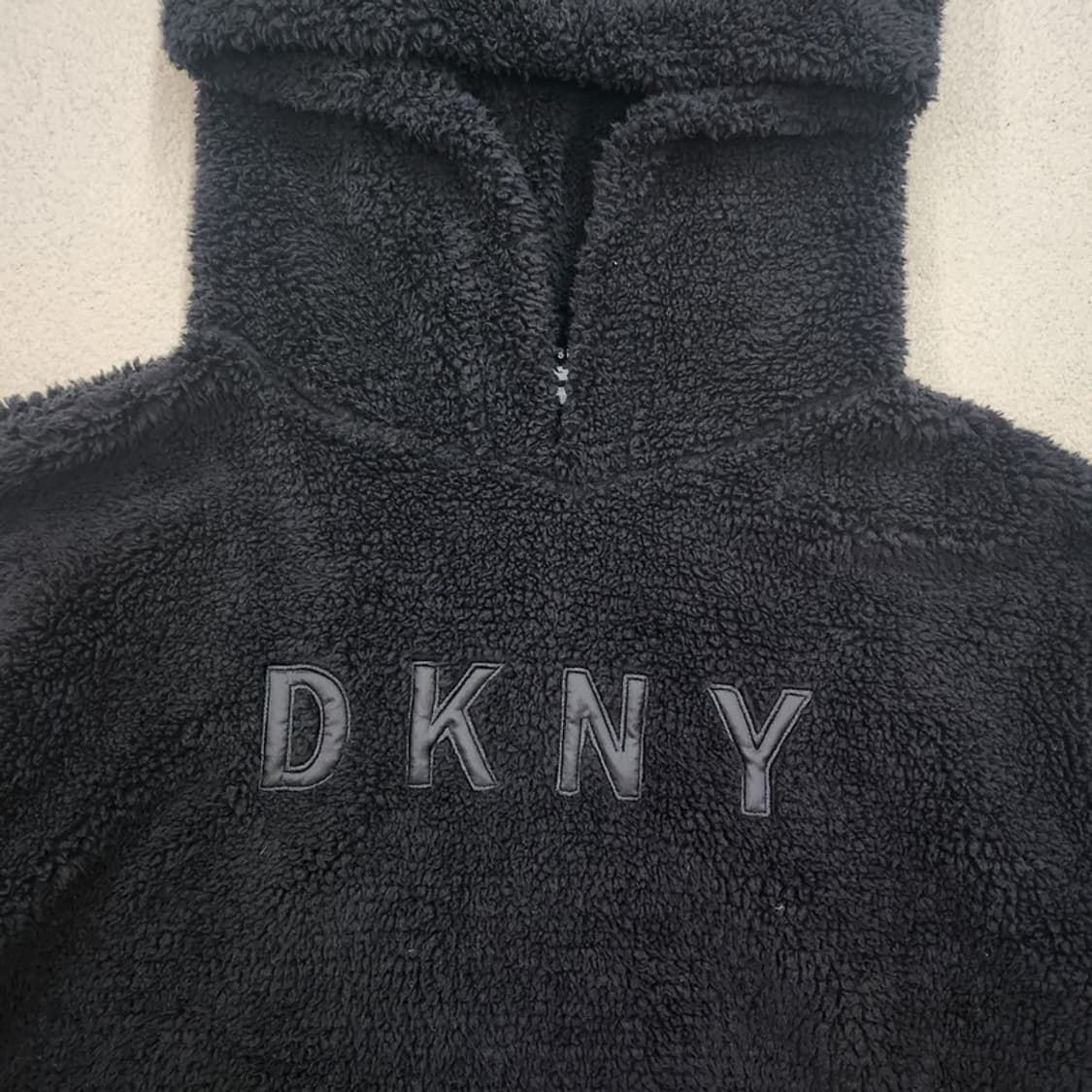 DKNY 블랙 플리스 후드티 S 상품이미지2