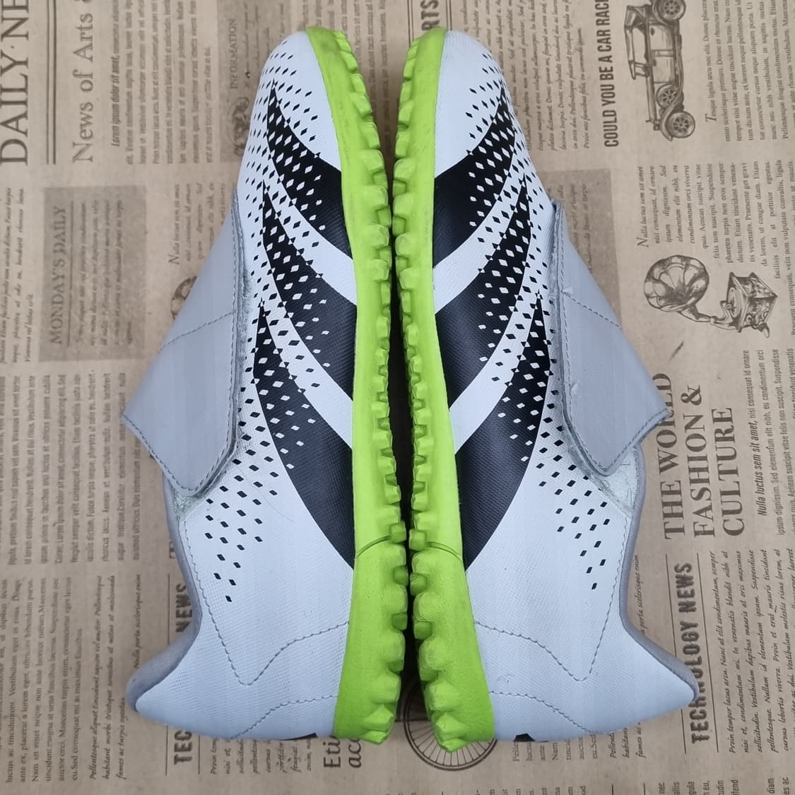 아디다스 프레데터 주니어 풋살화 240 상품이미지5