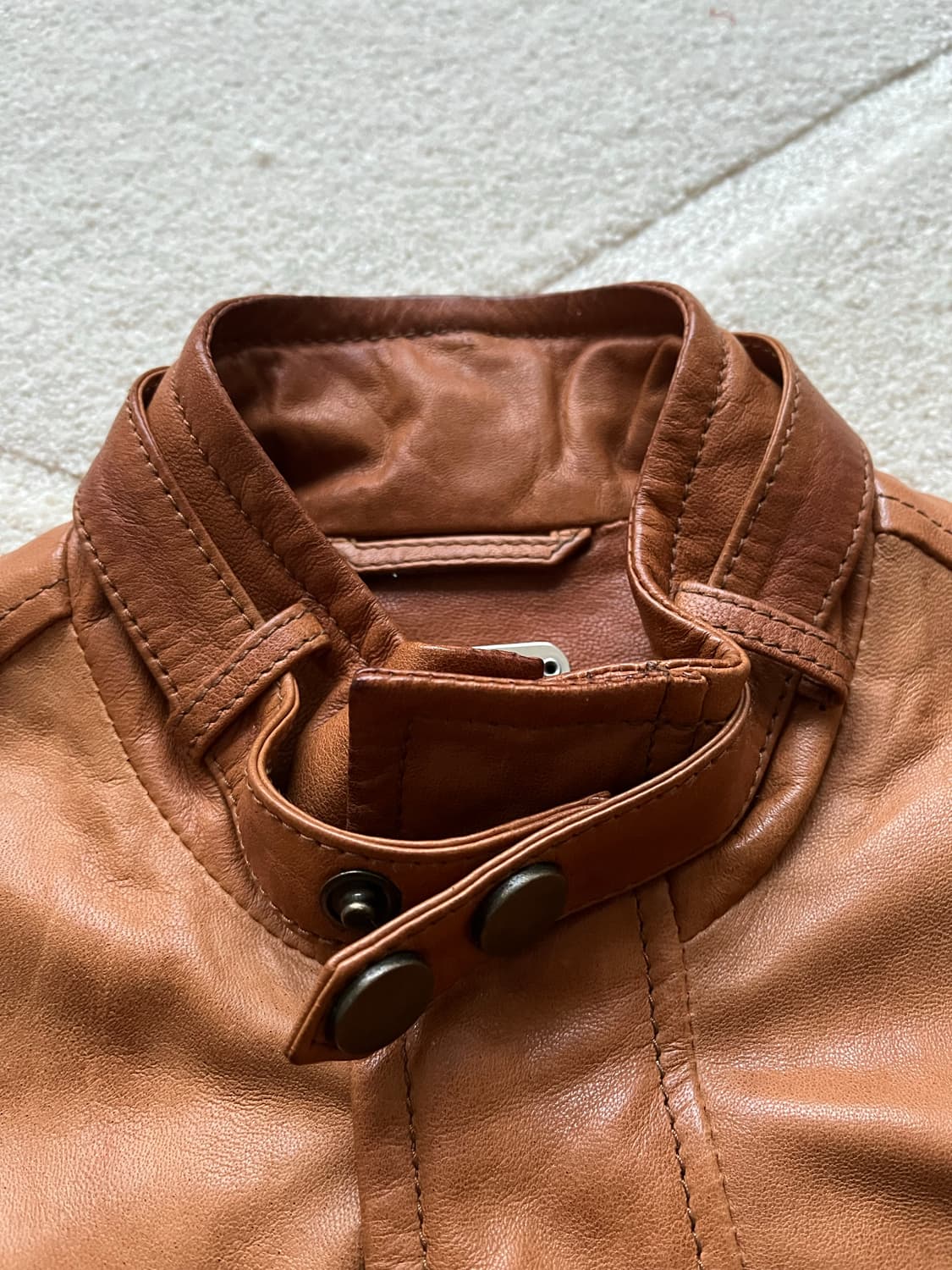 10 꼬르소꼬모 x 베르나르 아르디 램스킨 필드 자켓 브라운 (100) 상품이미지6